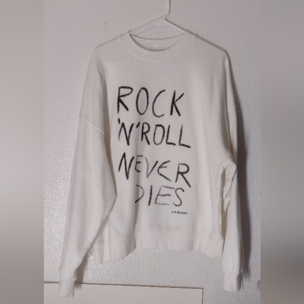 ANNIE BING Rock N  roll never dies sweater